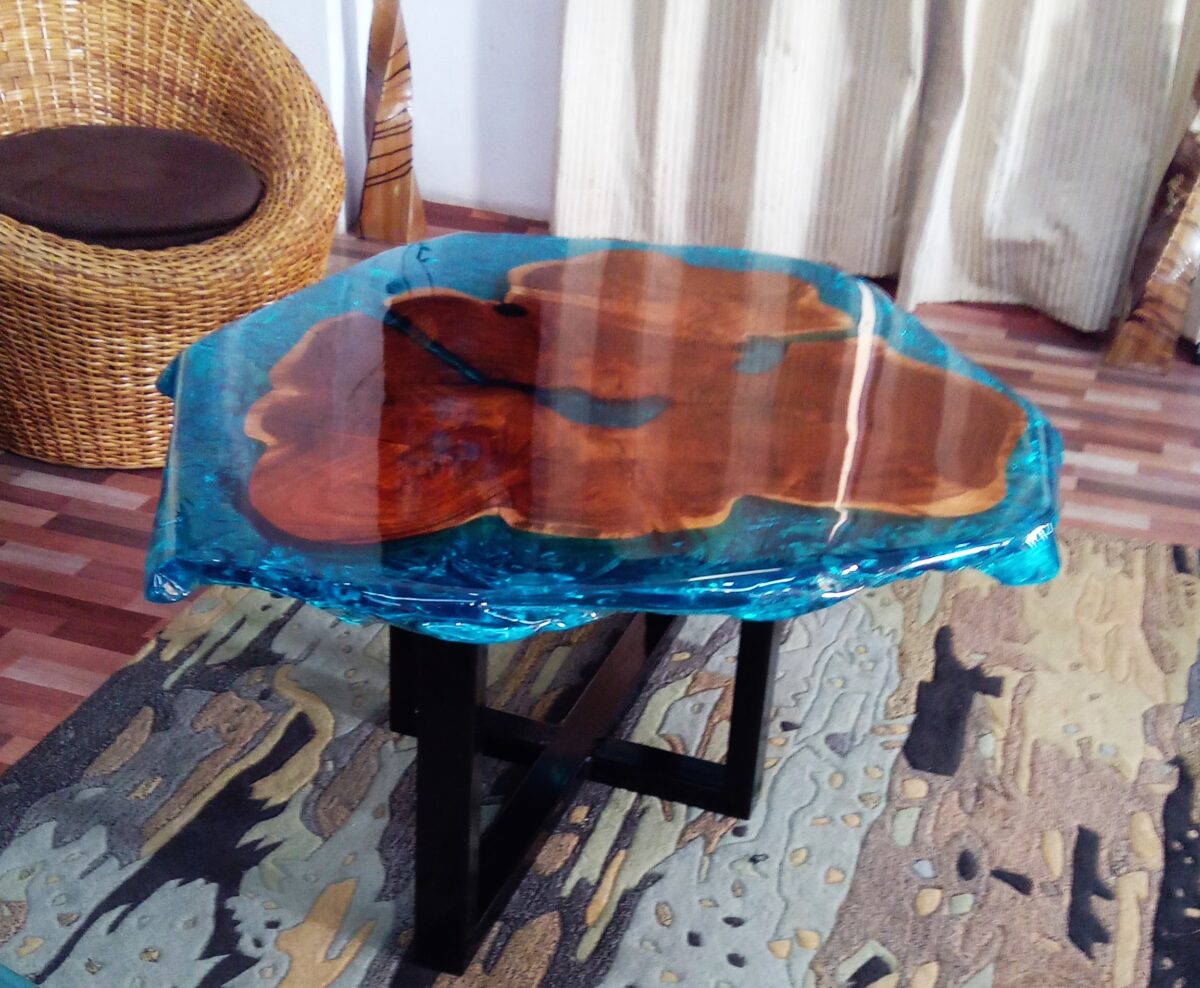 RESIN COFFEE TABLE